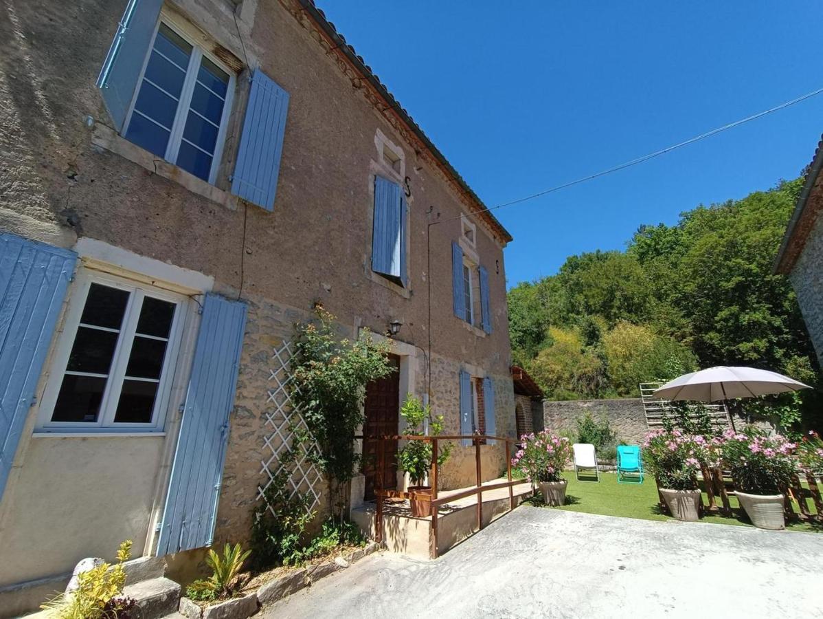 Maison Sur Le Lot Saint-Vincent-Rive-dʼOlt Esterno foto
