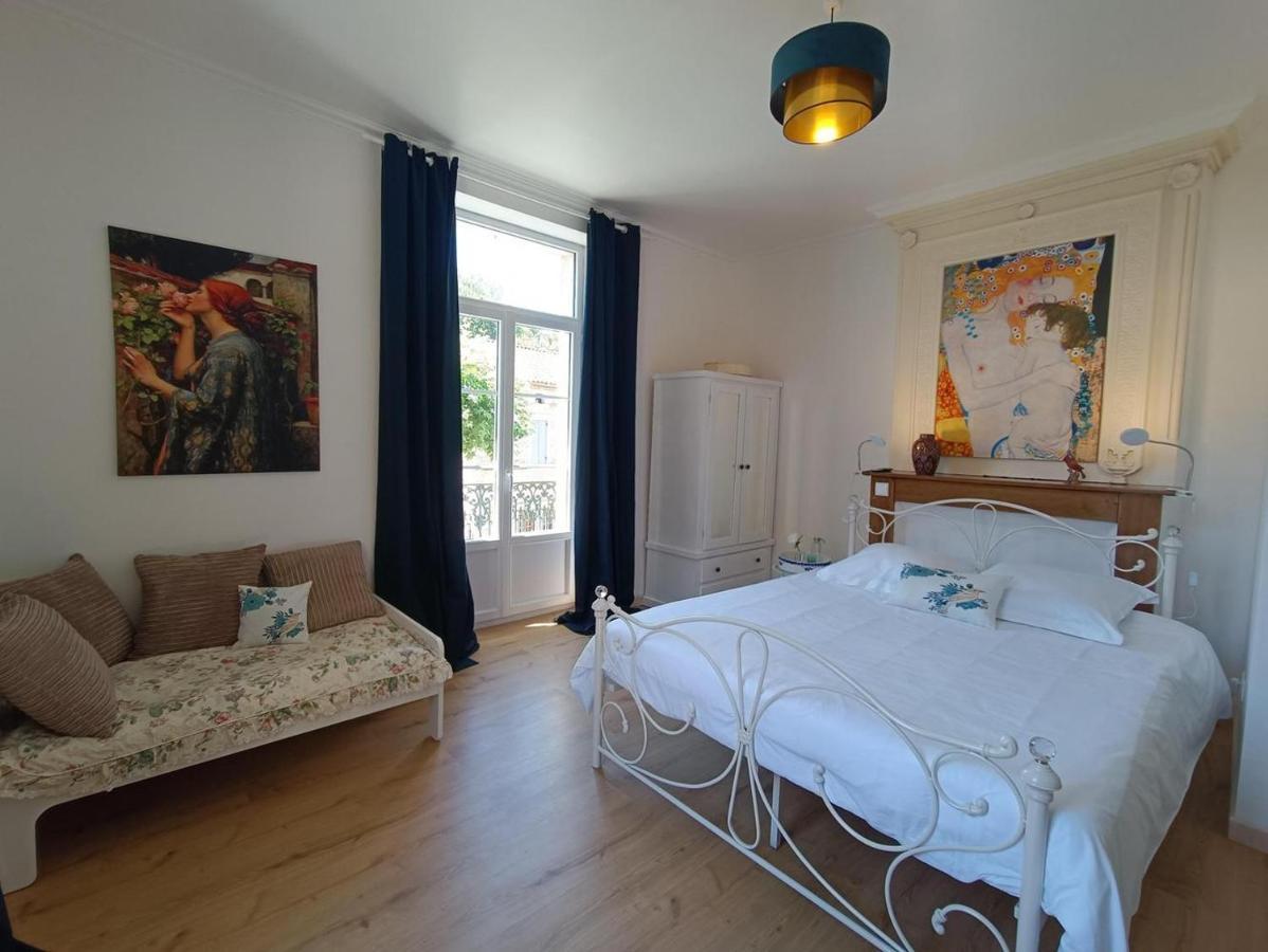 Maison Sur Le Lot Saint-Vincent-Rive-dʼOlt Esterno foto
